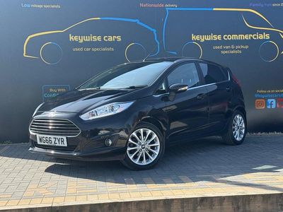 Begagnad Ford Fiesta Titanium X 125 HK (91 kW) 2016 Svart Halvkombi