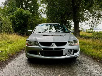Used Mitsubishi Lancer 2003 Silver Sedan