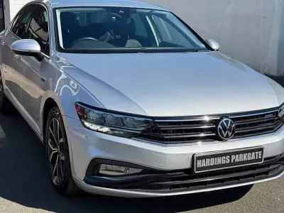 Used VW Passat SEL 150 HP (110 kW) 2021 Silver Sedan