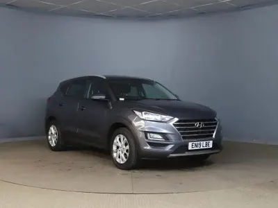 Gebraucht Hyundai Tucson SE 177 PS (130 kW) 2019 Grau SUV