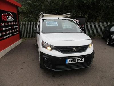 Used Peugeot Partner 2019 White MPV
