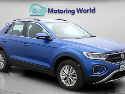 Usado VW T-Roc S 110 HP (80 kW) 2023 Azul SUV
