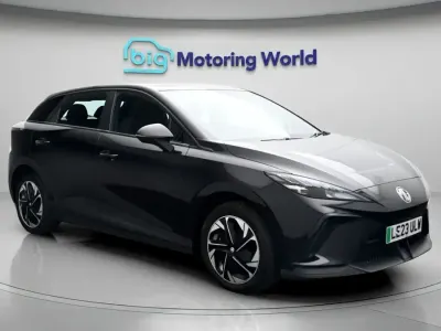 Used MG MG4 EV SE 319 kW (435 HP) 2023 Black Hatchback