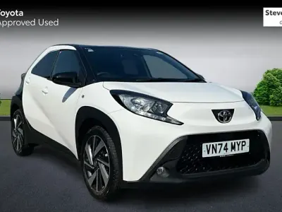 Used Toyota Aygo X 72 HP (52 kW) 2024 White SUV