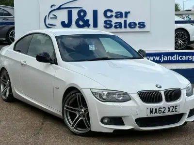 Usado BMW 320 Sport Line 170 HP (125 kW) 2012 Branco Coupé