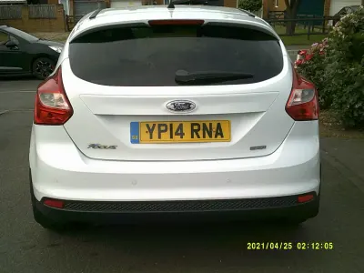 Used Ford Focus Zetec 2014 White Hatchback