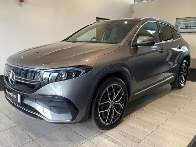 Begagnad Mercedes EQA250+ AMG Line Premium 139 kW (190 HK) 2023 Grå SUV
