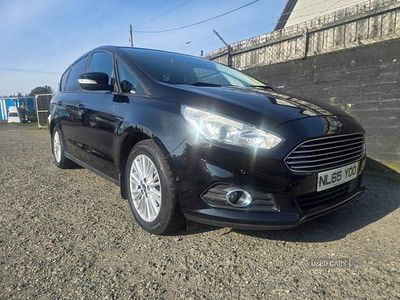 Used Ford S-MAX Zetec 150 HP (110 kW) 2015 Black MPV
