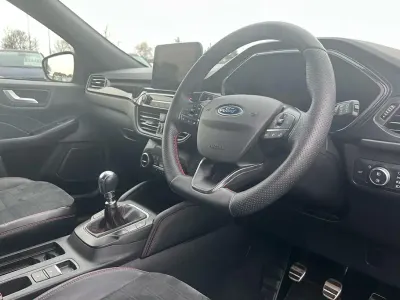 Używany Ford Kuga ST-Line 150 KM (110 kW) 2022 Niebieski SUV