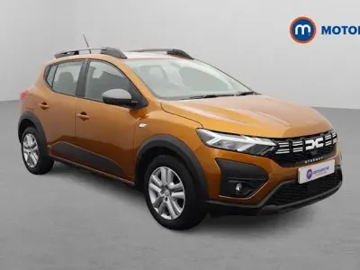 Used Dacia Sandero Expression 91 HP (66 kW) 2023 Orange Hatchback