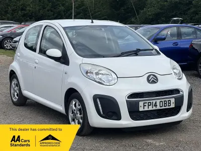 Used Citroën C1 68 HP (50 kW) 2014 White Hatchback