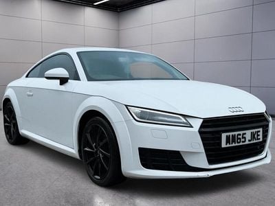 Begagnad Audi TT Sport 184 HK (135 kW) 2015 Vit Sportkupé