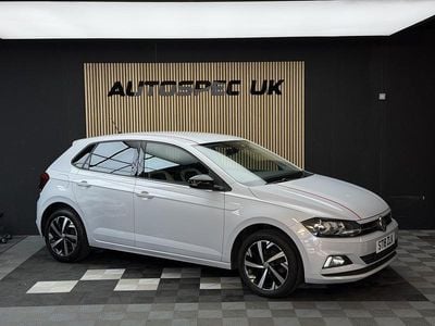 Usado VW Polo Beats 95 HP (69 kW) 2018 Prateado Citadino