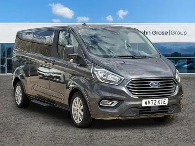 Used Ford Tourneo Custom Titanium 130 HP (95 kW) 2022 Grey Van