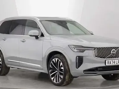 Usado Volvo XC90 Ultra 250 HP (183 kW) 2025 SUV