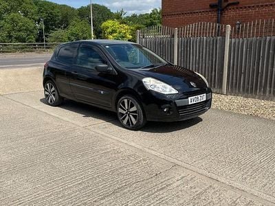 Black Used 2009 Renault Clio II Extreme Hatchback | £1,495 (Fair price)