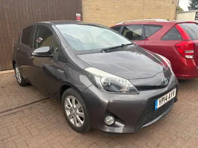 Usata Toyota Yaris Hybrid