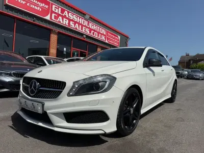 Używany Mercedes A180 AMG 2015 Biały Hatchback