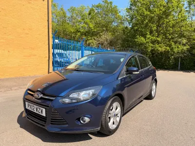 Usado Ford Focus Zetec 2012 Azul Citadino