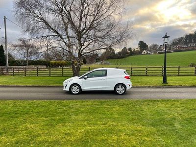 Used Ford Fiesta 85 HP (62 kW) 2020 White Hatchback