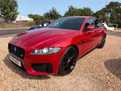 Used Jaguar XF S 300 HP (220 kW) 2016 Red Sedan