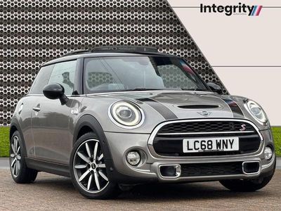 Used Mini Cooper S Exclusive 192 HP (141 kW) 2018 Silver Hatchback