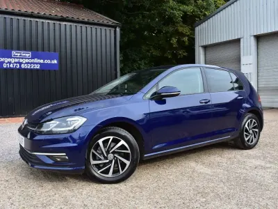 Used VW Golf VII Edition 115 HP (84 kW) 2020 Blue Hatchback