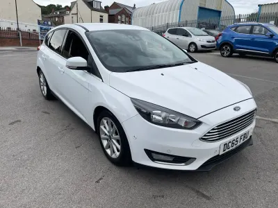Used Ford Focus Titanium 2015 White Hatchback