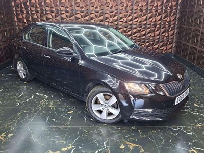 Black Used 2018 Skoda Octavia SE Hatchback | £10,499 (Fair price)