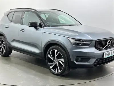 Usado Volvo XC40 R-Design Pro 2018 Cinzento SUV