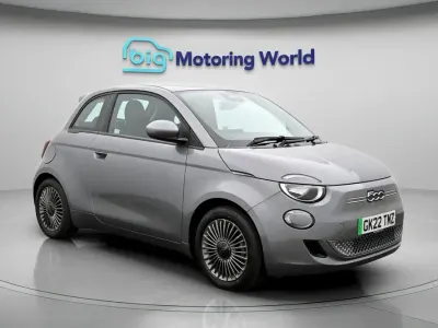 Usado Fiat 500e Icon 86 kW (118 HP) 2022 Cinzento Citadino