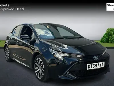 Used Toyota Corolla Design 184 HP (135 kW) 2022 Hatchback