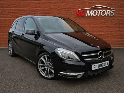 Begagnad Mercedes B180 109 HK (80 kW) 2014 Svart Minibuss