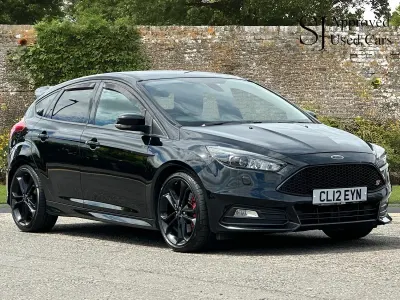 Used Ford Focus ST 250 HP (183 kW) 2017 Black Hatchback