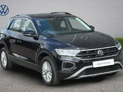 Używany VW T-Roc Life 110 KM (80 kW) 2022 Czarny SUV