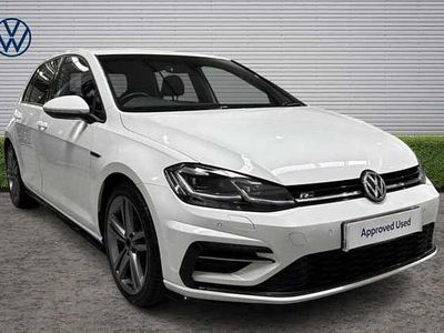 Begagnad VW Golf VII R-line Edition 150 HK (110 kW) 2020 Vit Halvkombi