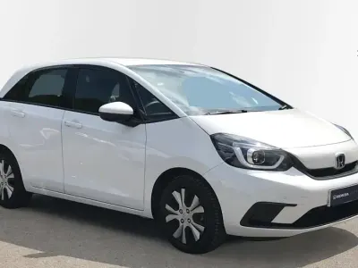Used Honda Jazz Hybrid 109 HP (80 kW) 2023 White Hatchback