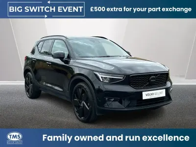 Usado Volvo XC40 Plus 194 CV (142 kW) 2025 Negro SUV