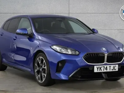 Gebraucht BMW 120 M Sport 168 PS (123 kW) 2025 Blau Kleinwagen