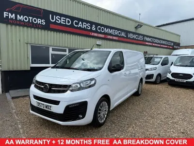Used Vauxhall Vivaro S 100 HP (73 kW) 2023 White MPV