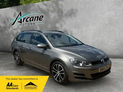 Used VW Golf VII SE 125 HP (91 kW) 2015 Grey Estate