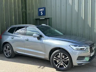 Used Volvo XC60 Momentum 190 HP (139 kW) 2018 Grey SUV