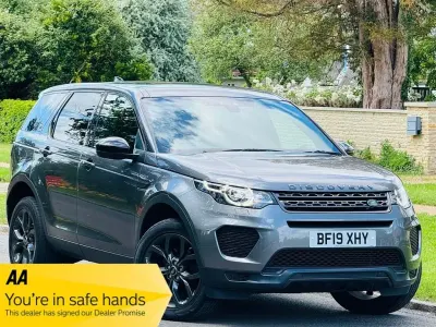 Used Land Rover Discovery 5 Landmark 2019 Grey SUV