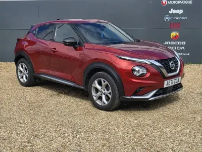 Used Nissan Juke Tekna 112 HP (82 kW) 2021 Red SUV