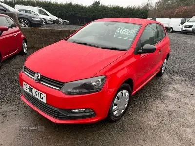 Używany VW Polo S 2016 Czerwony Hatchback