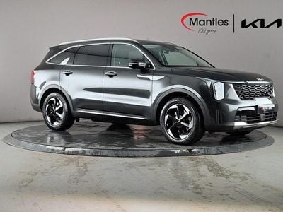 Grey Used 2025 Kia Sorento SUV | £39,770 (Fair price)