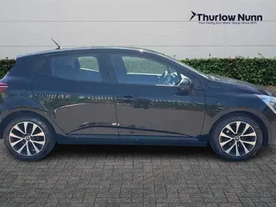 Usado Renault Clio V Iconic 90 HP (66 kW) 2021 Preto Citadino