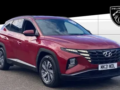 Used Hyundai Tucson SE 150 HP (110 kW) 2021 Red SUV