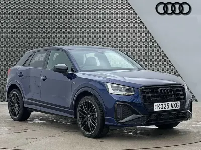 Used Audi Q2 Black Edition 150 HP (110 kW) 2025 Blue SUV