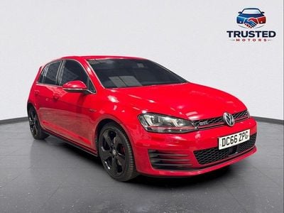 Begagnad VW Golf VII GTI 230 HK (169 kW) 2017 Röd Halvkombi